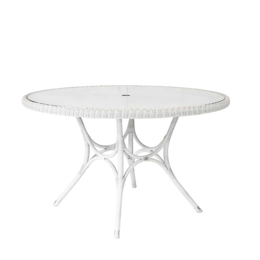 Classic 6-seater Round Table