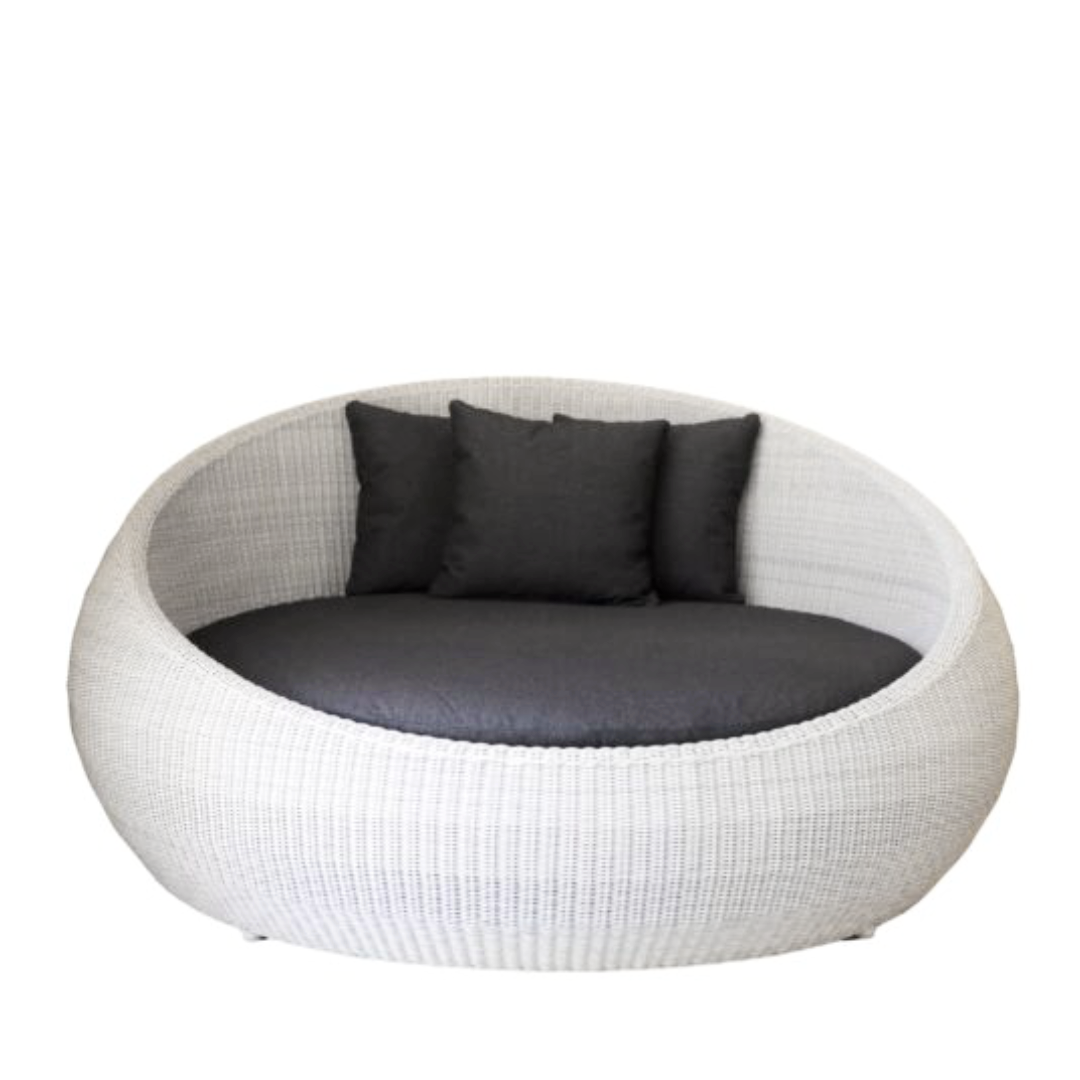 Classic Round Daybed