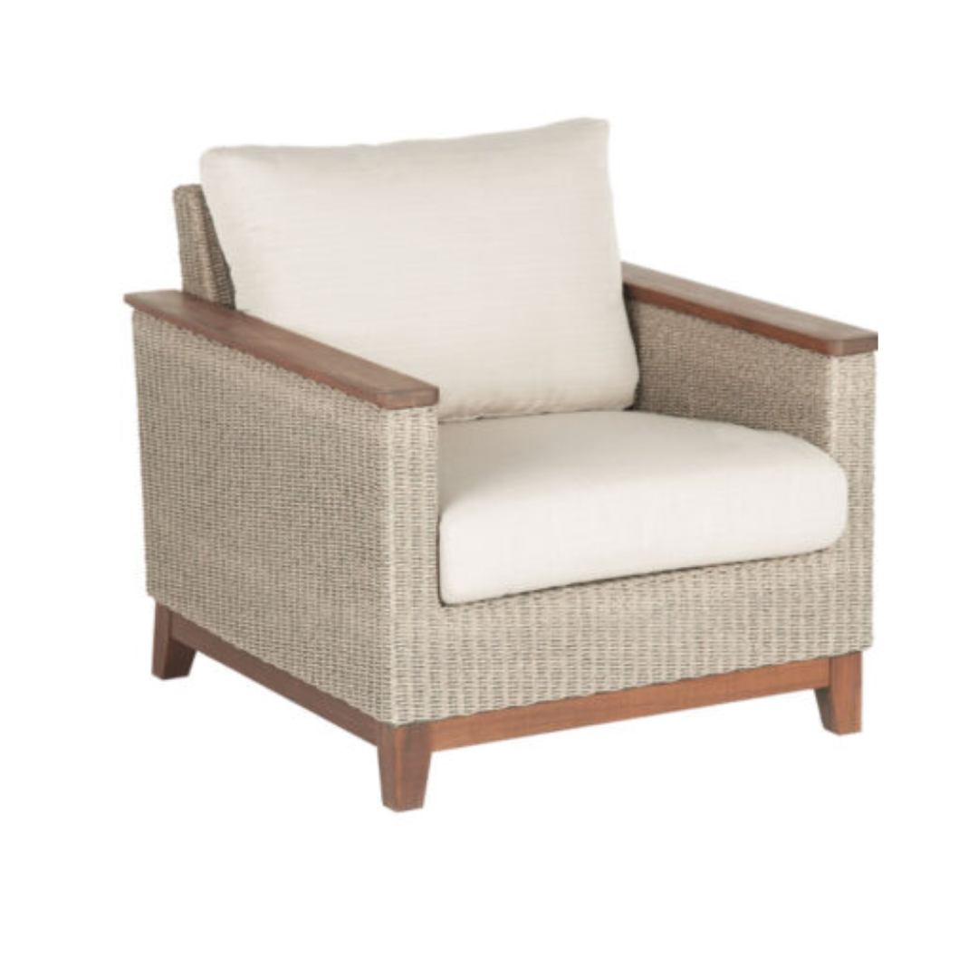 Coral Kubu Lounge Chair